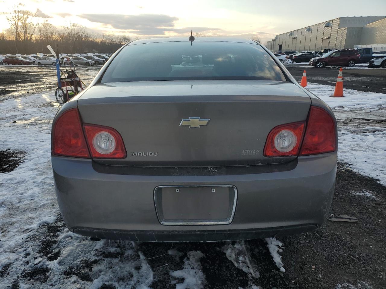 2010 Chevrolet Malibu - Image 6