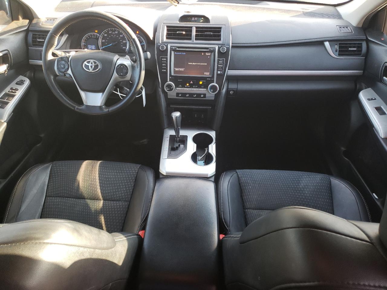 2014 Toyota Camry - Image 8