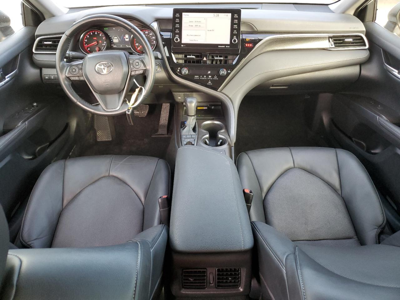 2022 Toyota Camry - Image 8