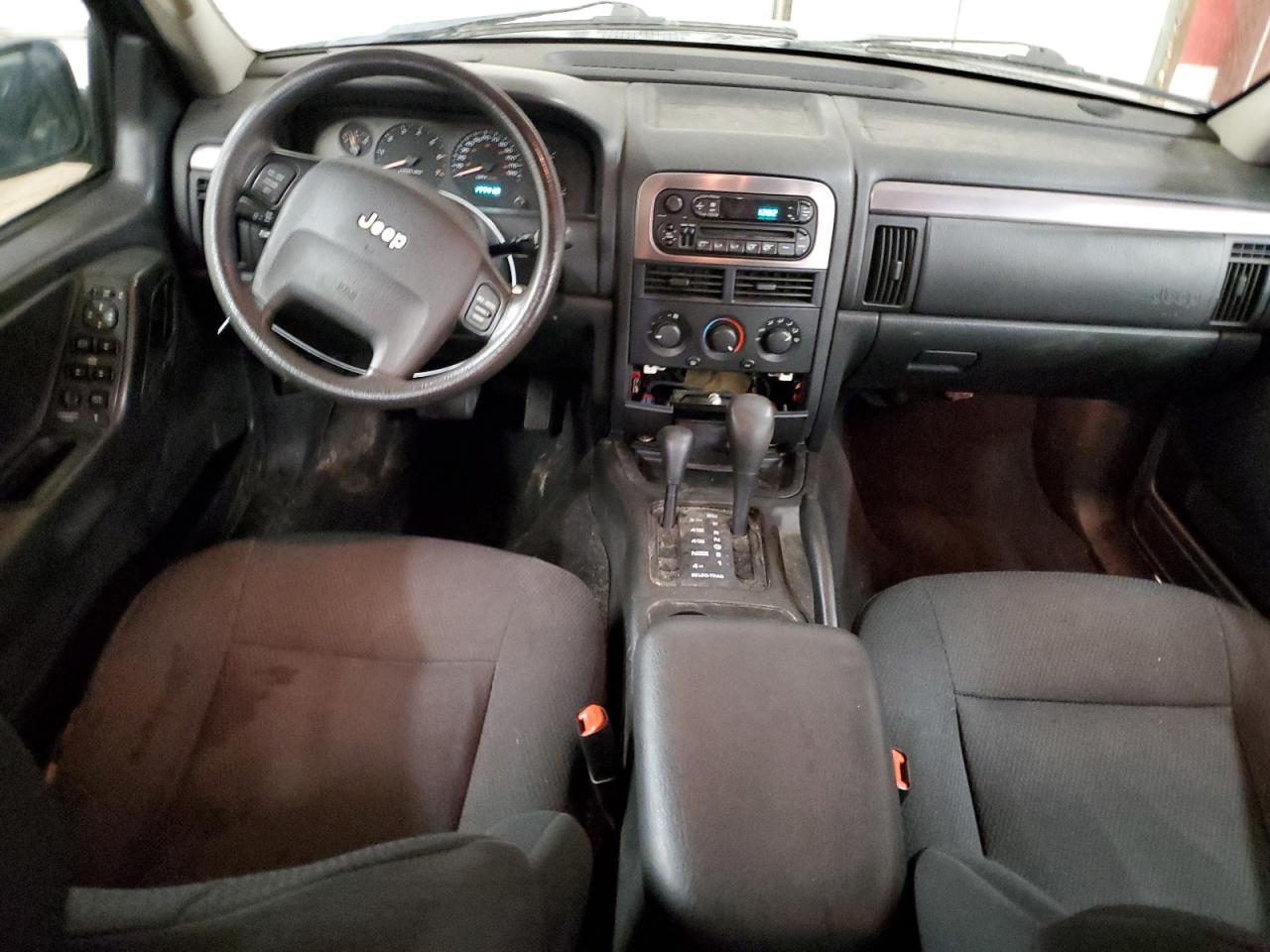 2002 Jeep Grand Cherokee - Image 8