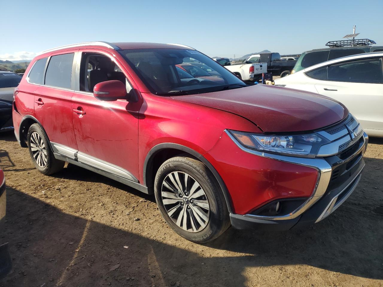 2020 Mitsubishi Outlander - Image 4