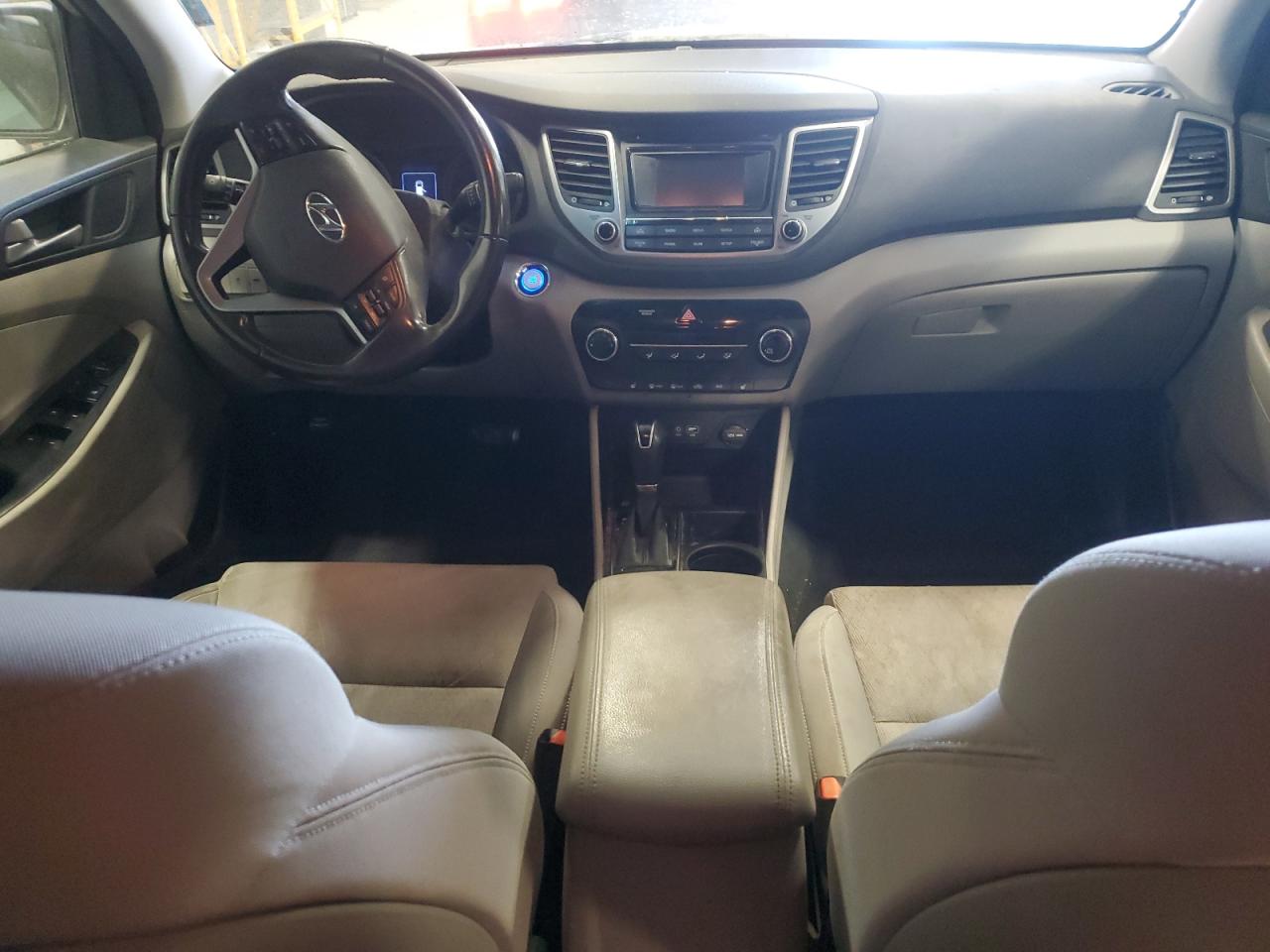 2016 Hyundai Tucson - Image 8