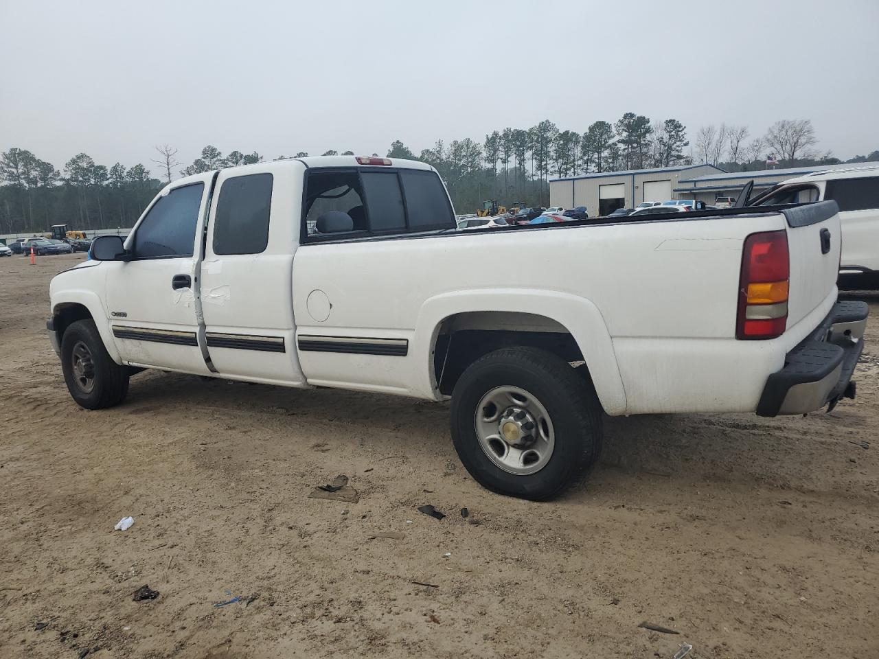 1999 Chevrolet Silverado - Image 2