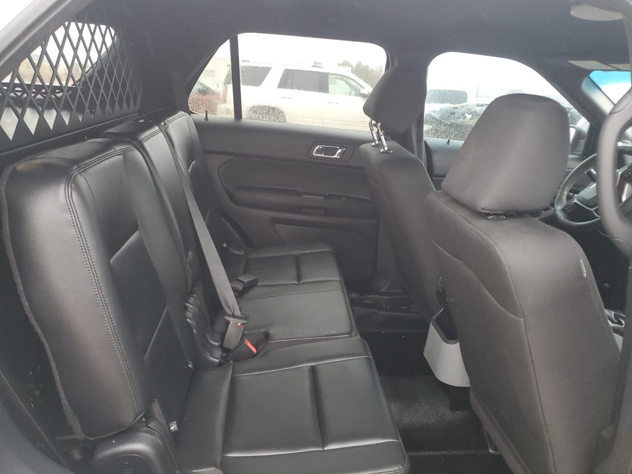 2017 Ford Explorer - Image 11