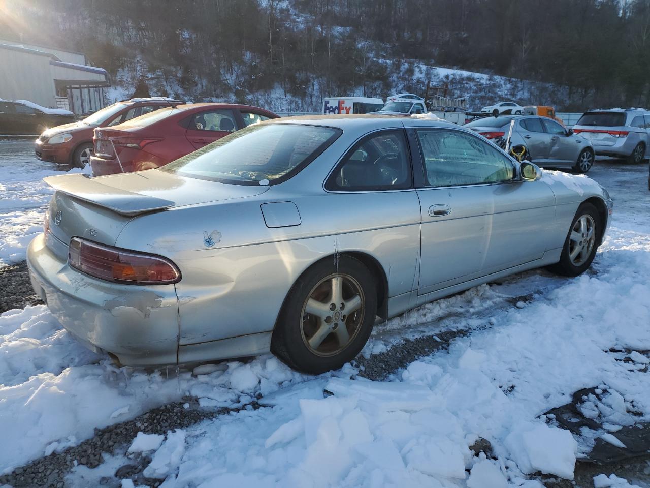 2000 Lexus SC - Image 3