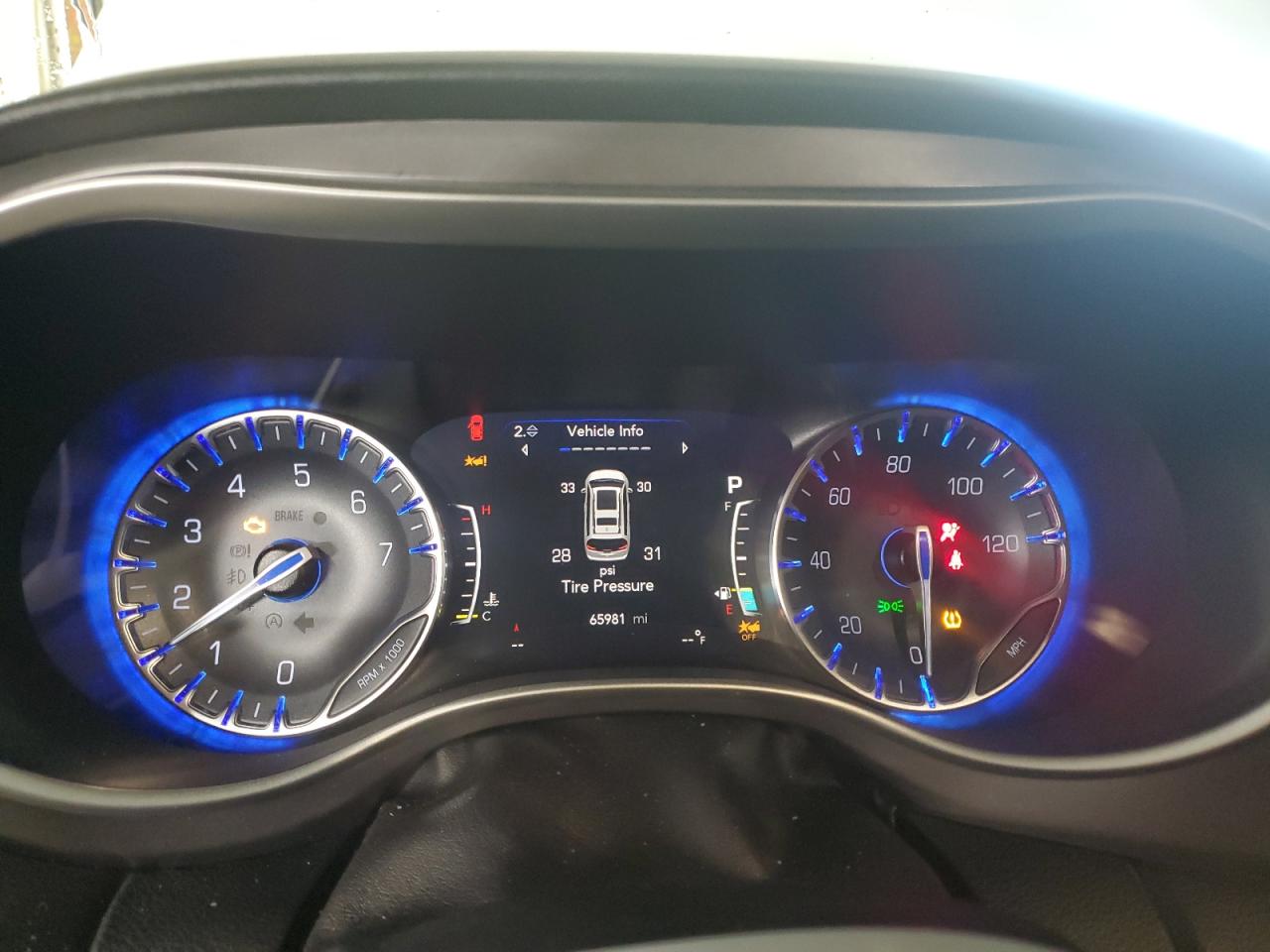 2022 Chrysler Pacifica - Image 9