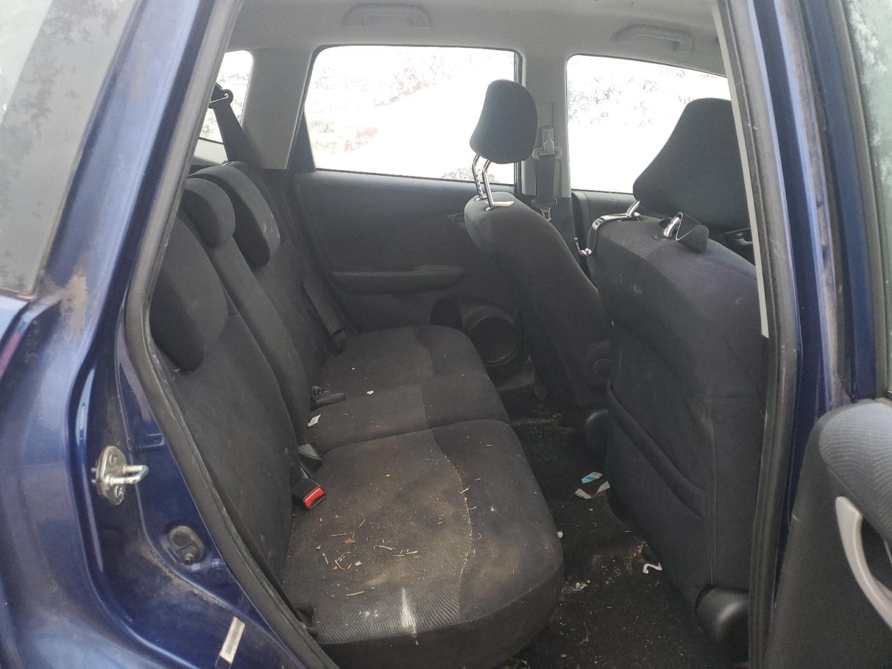 2011 Honda Fit - Image 10