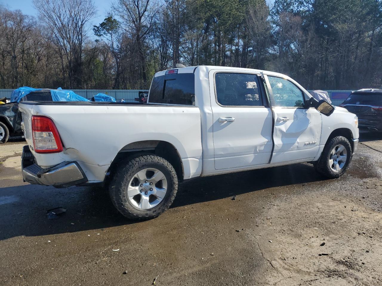 2020 RAM 1500 - Image 3