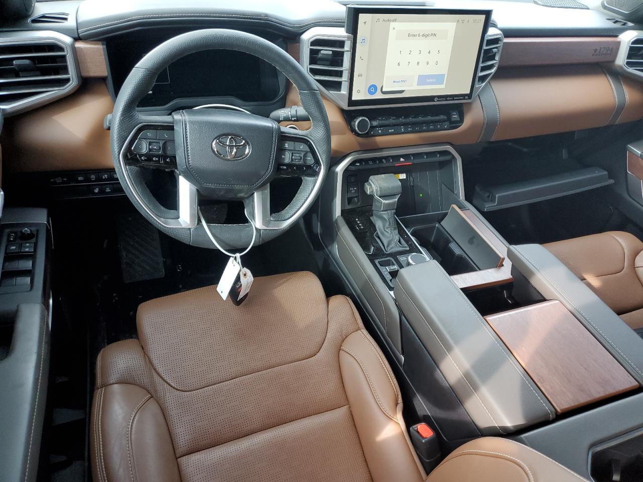 2023 Toyota Tundra - Image 8