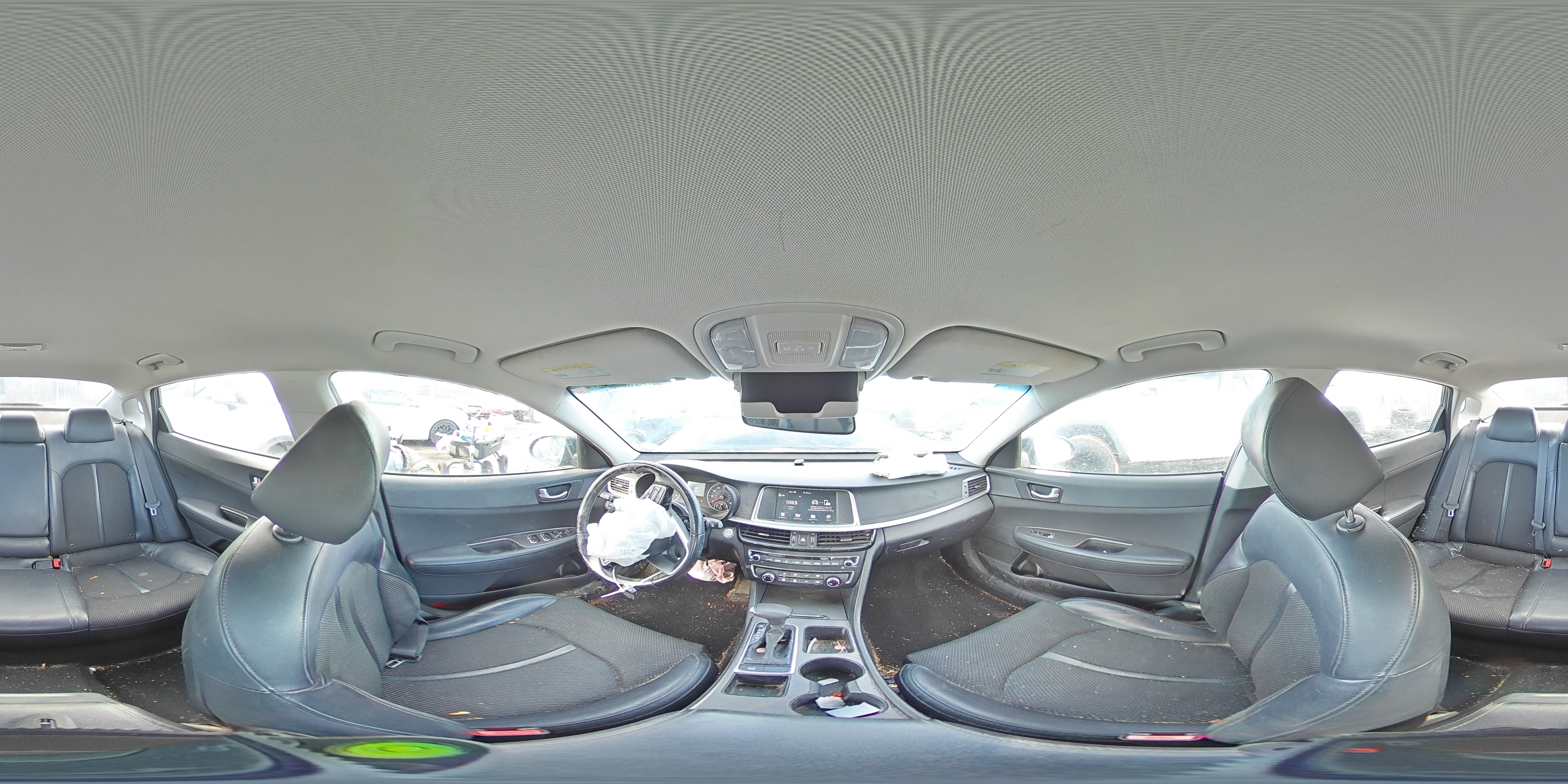 2020 Kia Optima - Image 12