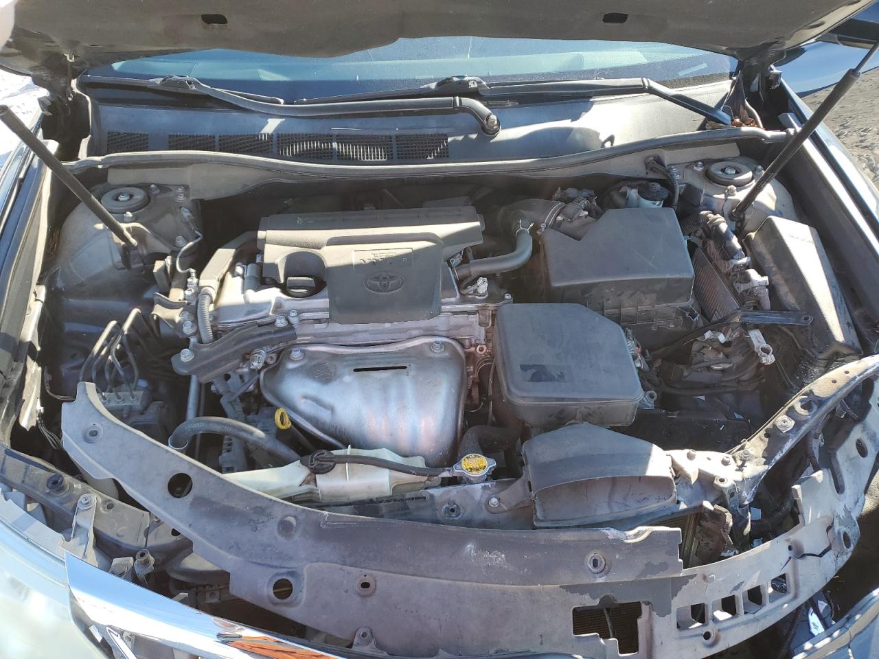2012 Toyota Camry - Image 12