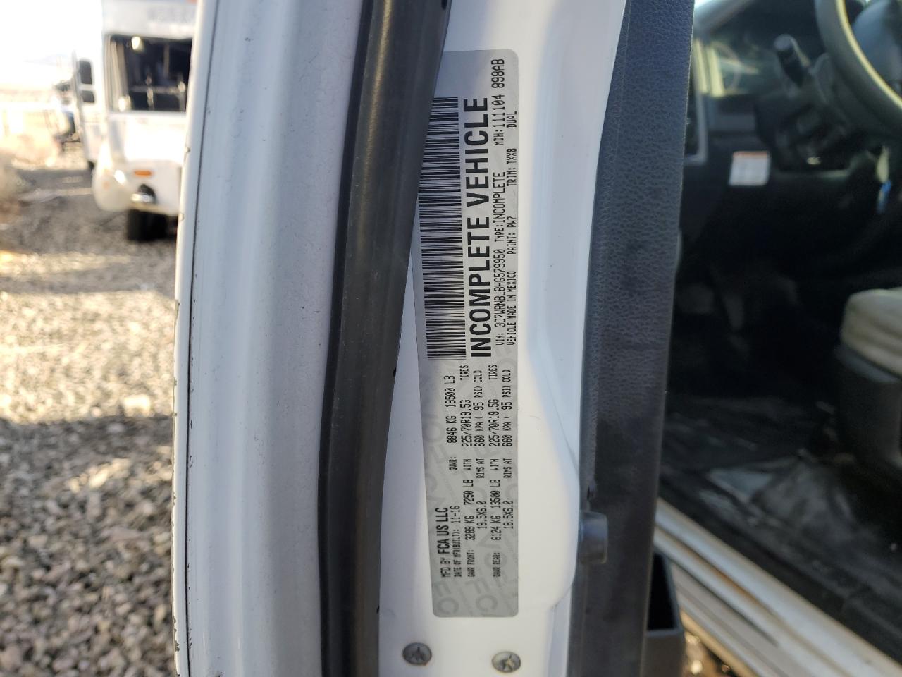 2017 RAM 5500 - Image 10