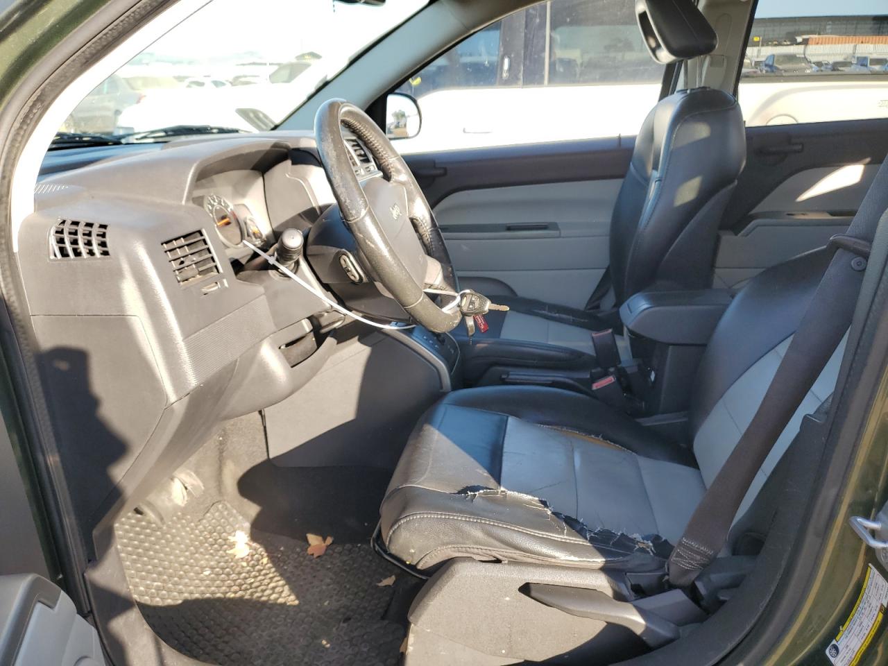 2007 Jeep Compass - Image 7