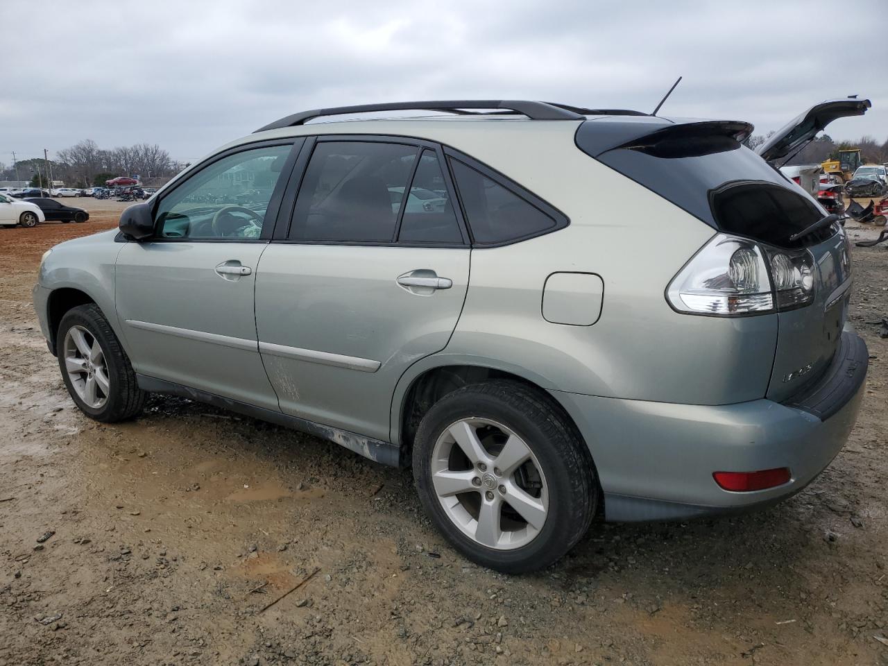 2004 Lexus RX - Image 2