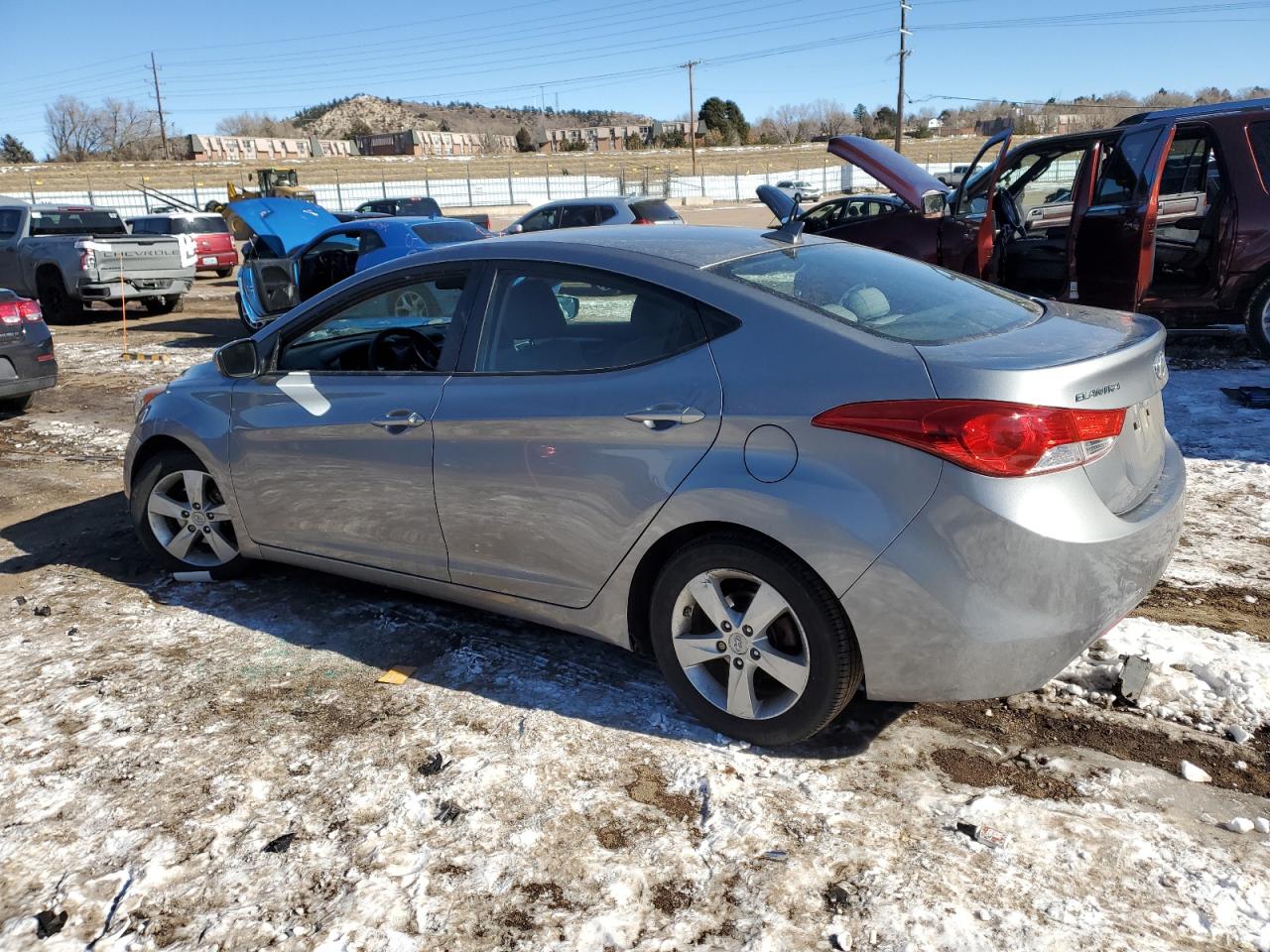 2012 Hyundai Elantra - Image 2