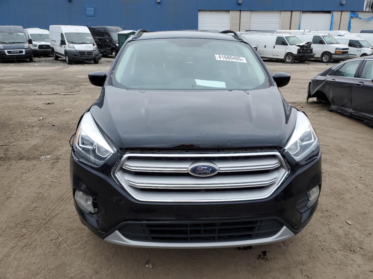 VIN 1FMCU9HD8JUD56795 2018 FORD ESCAPE no.5