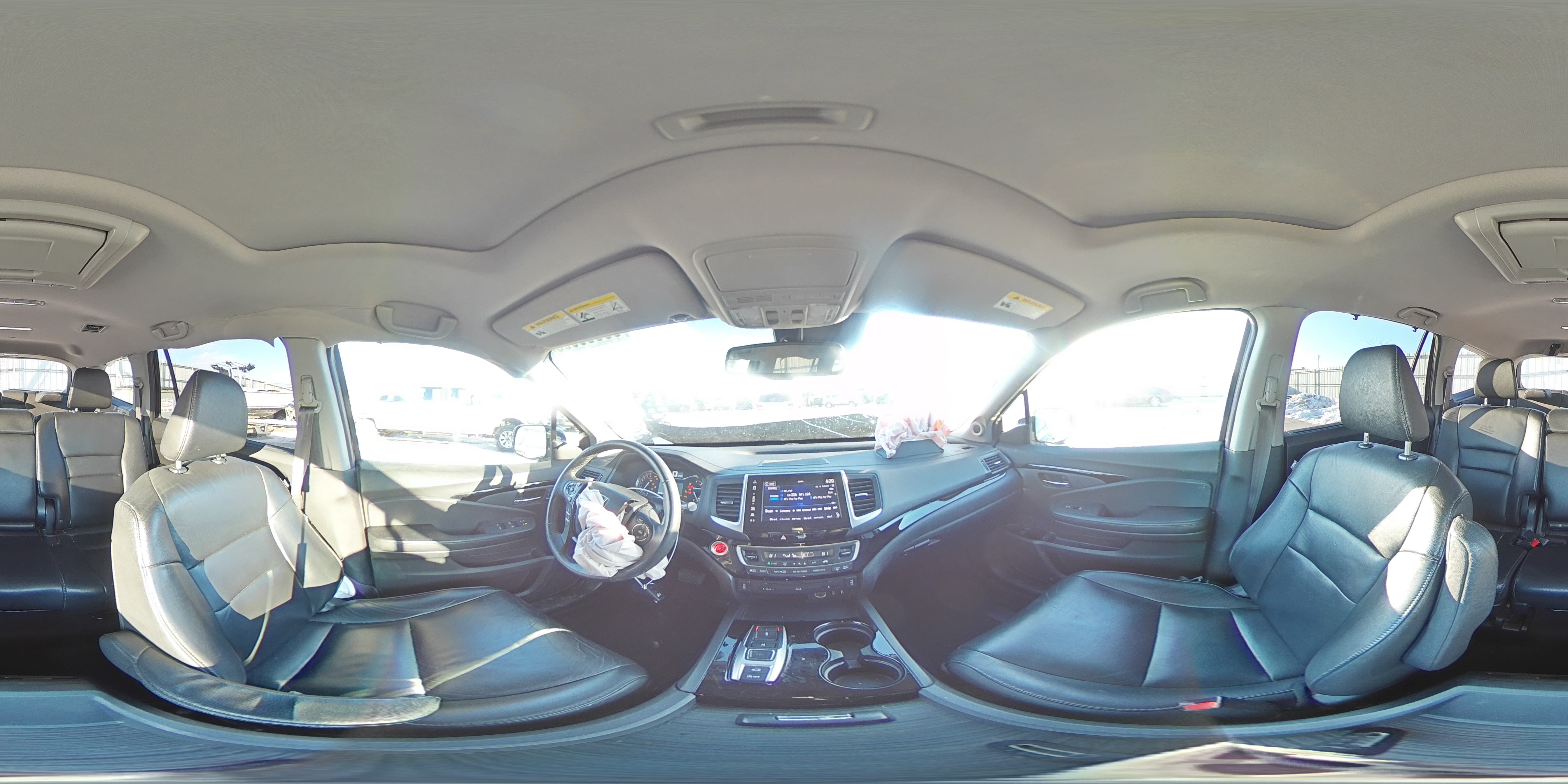 2017 Honda Pilot - Image 16