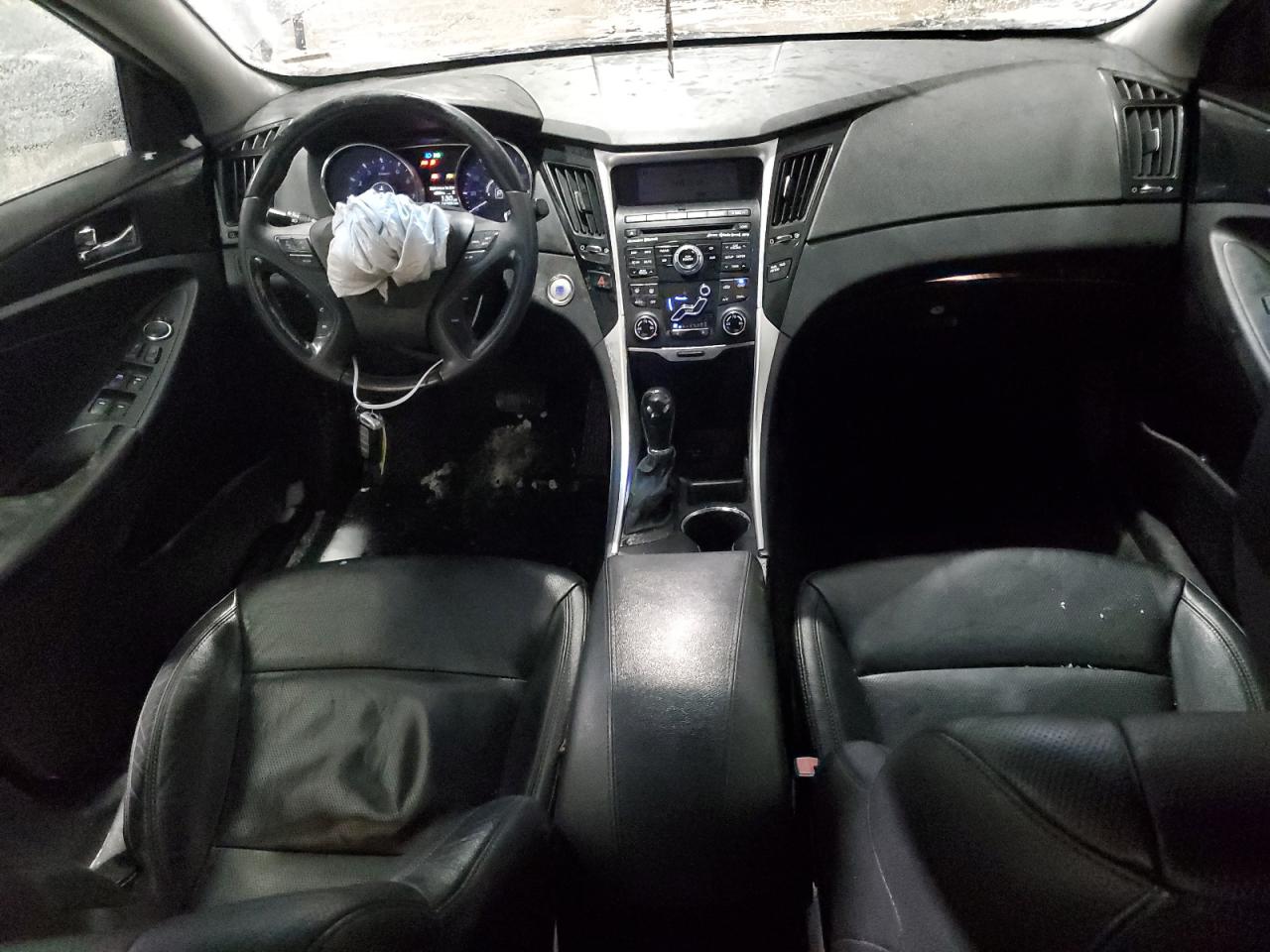 2011 Hyundai Sonata - Image 8
