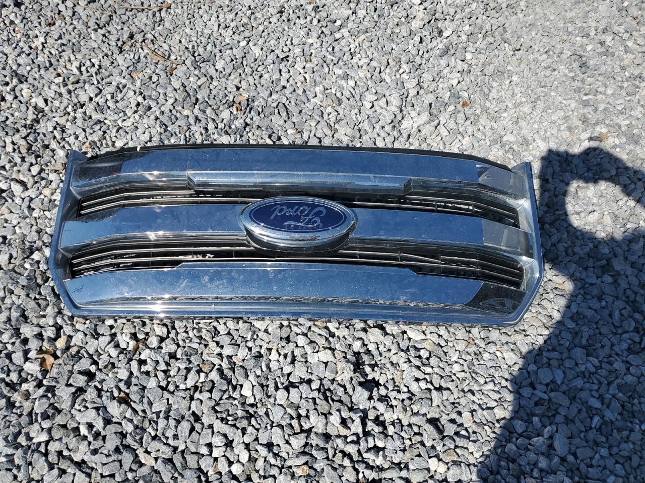 2017 Ford F-150 - Image 12