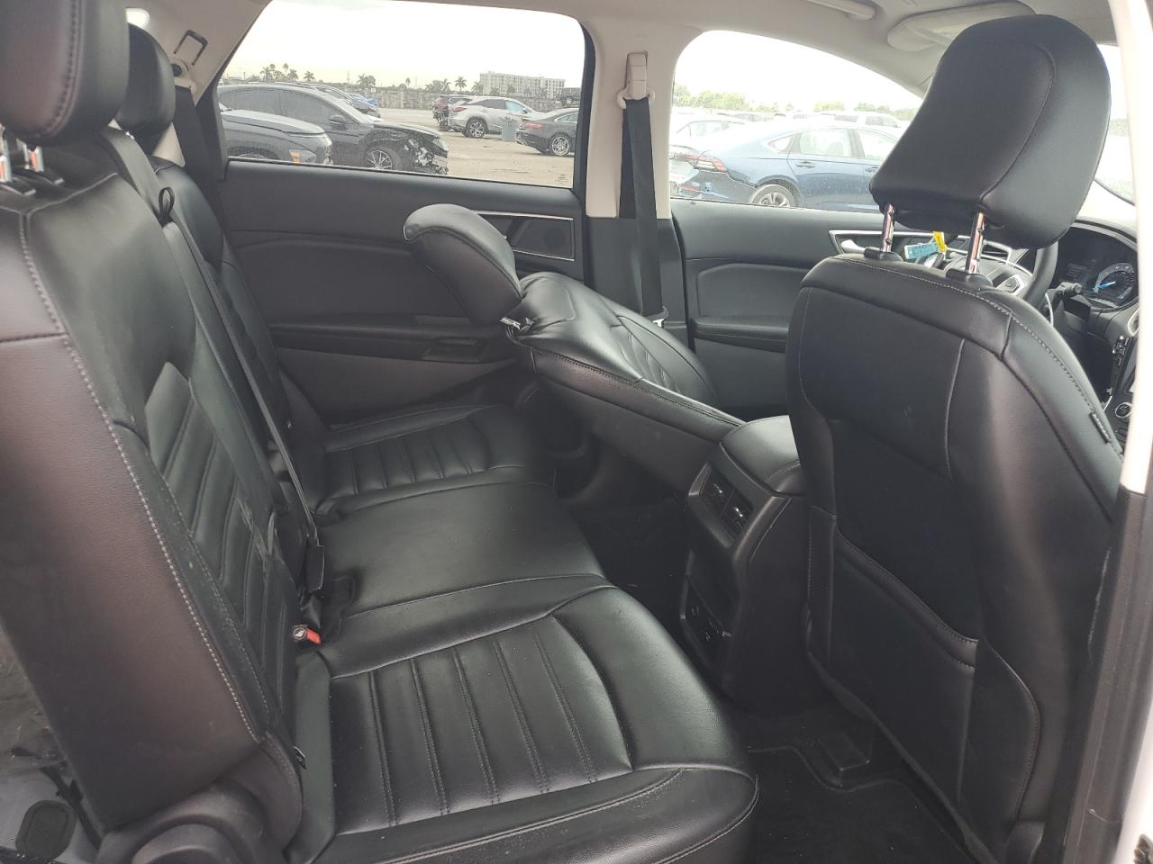 2023 Ford Edge - Image 12