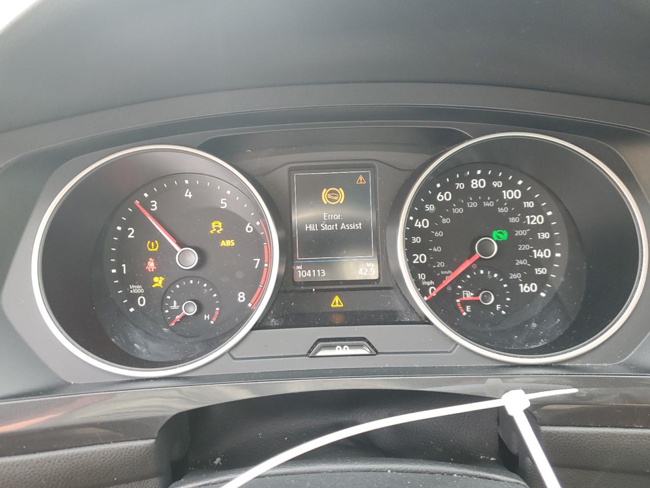2021 Volkswagen Tiguan - Image 9
