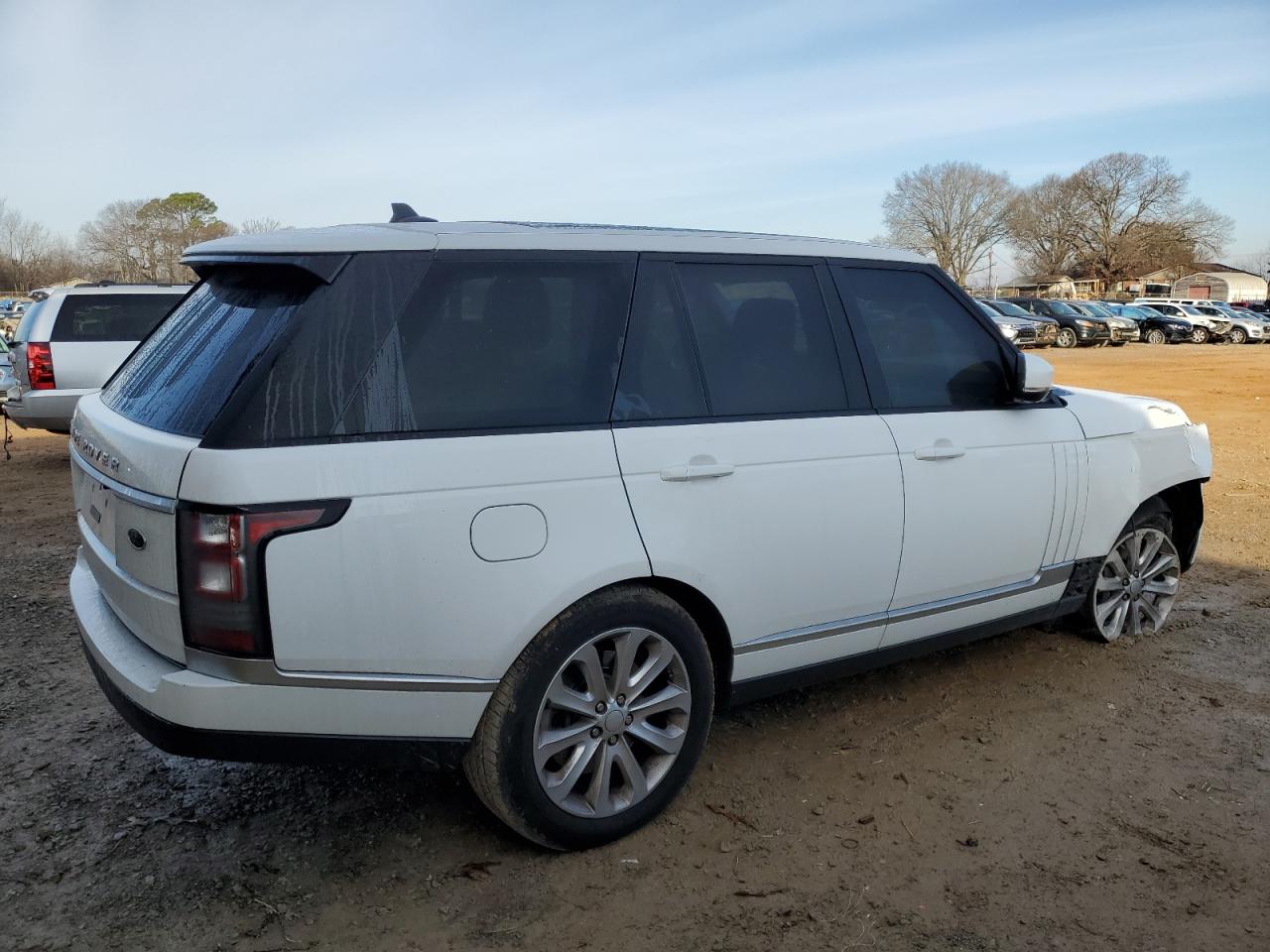 2016 Land Rover Range Rover - Image 3