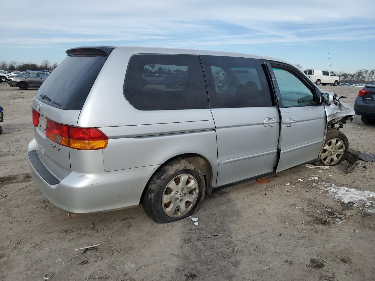 2004 Honda Odyssey - Image 3
