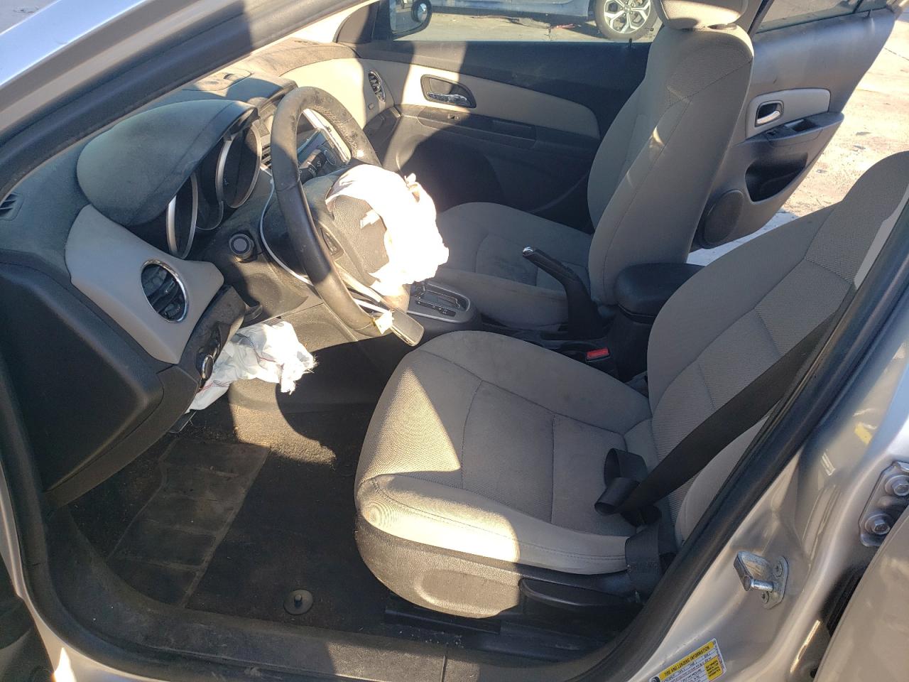 2014 Chevrolet Cruze - Image 7