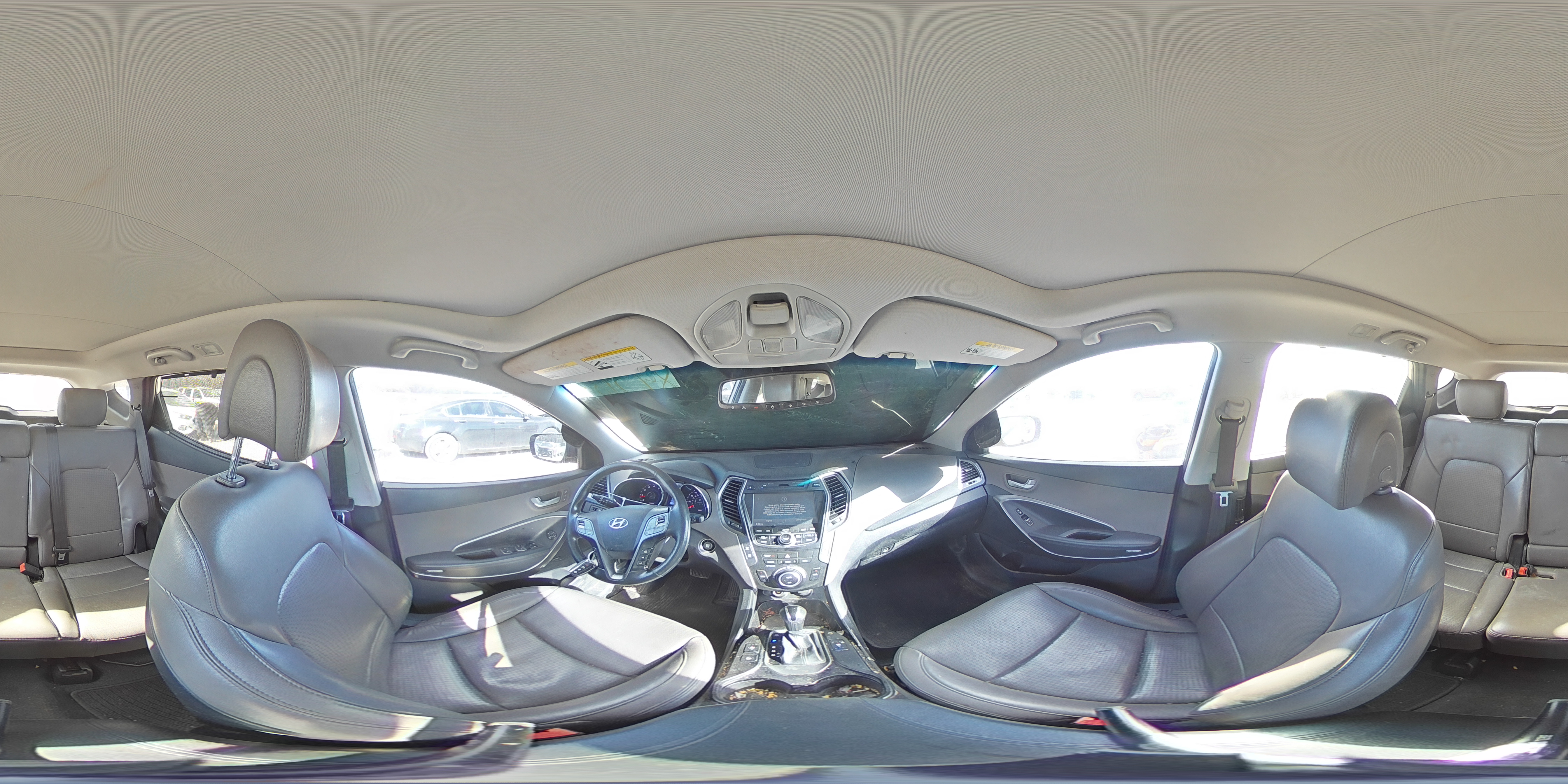 2014 Hyundai Santa Fe - Image 14