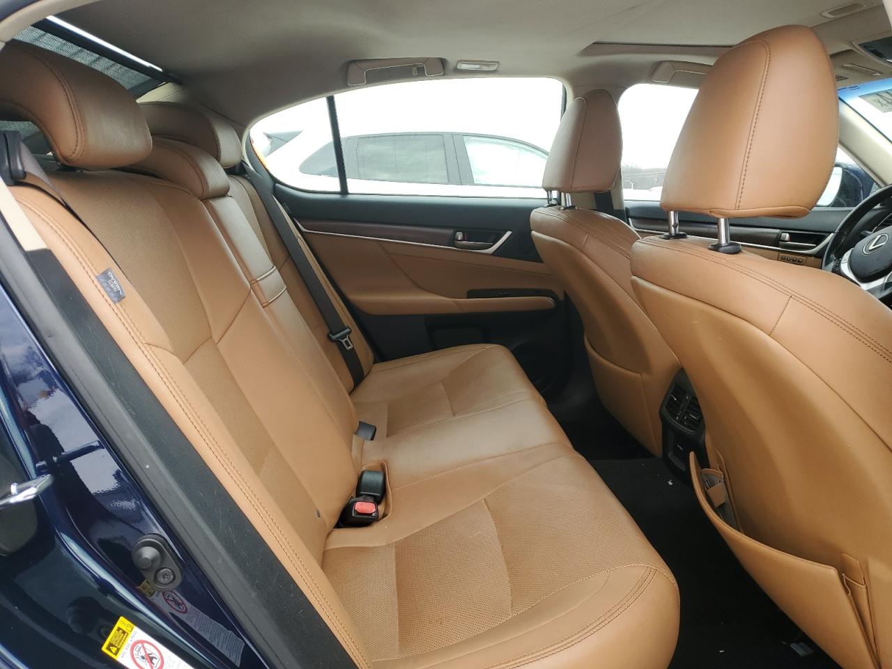 2015 Lexus GS - Image 10