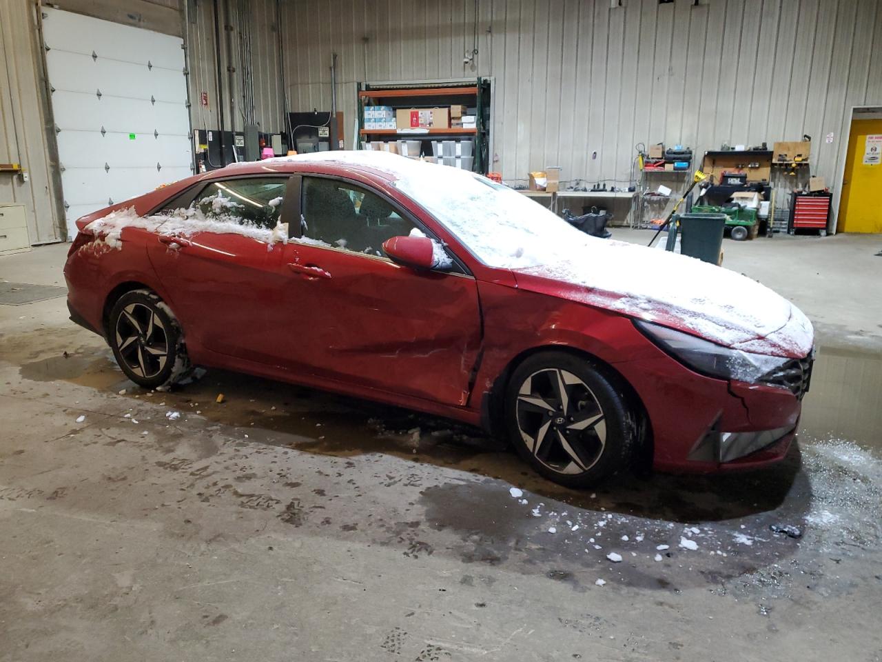 2023 Hyundai Elantra - Image 4