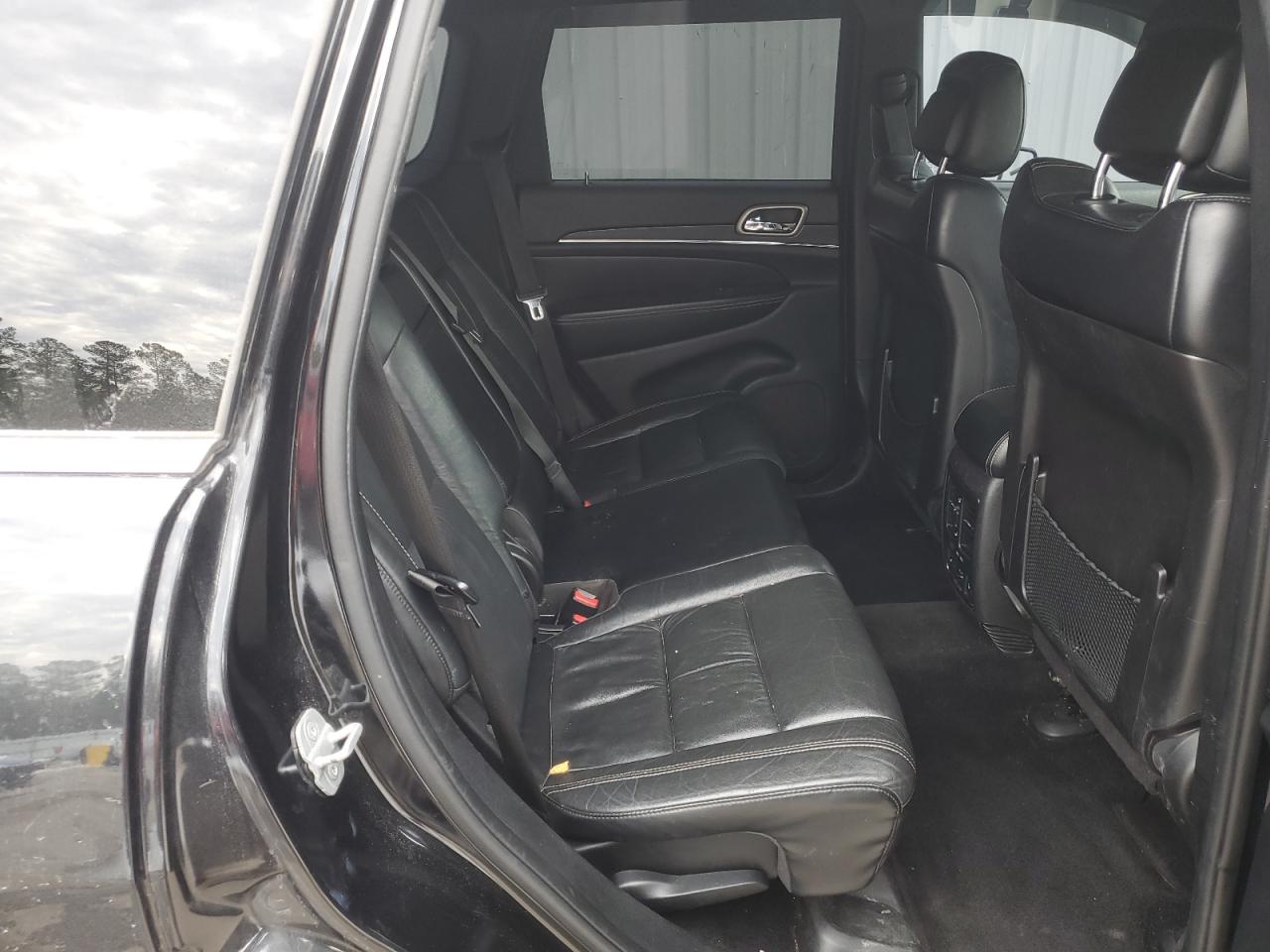 2014 Jeep Grand Cherokee - Image 11