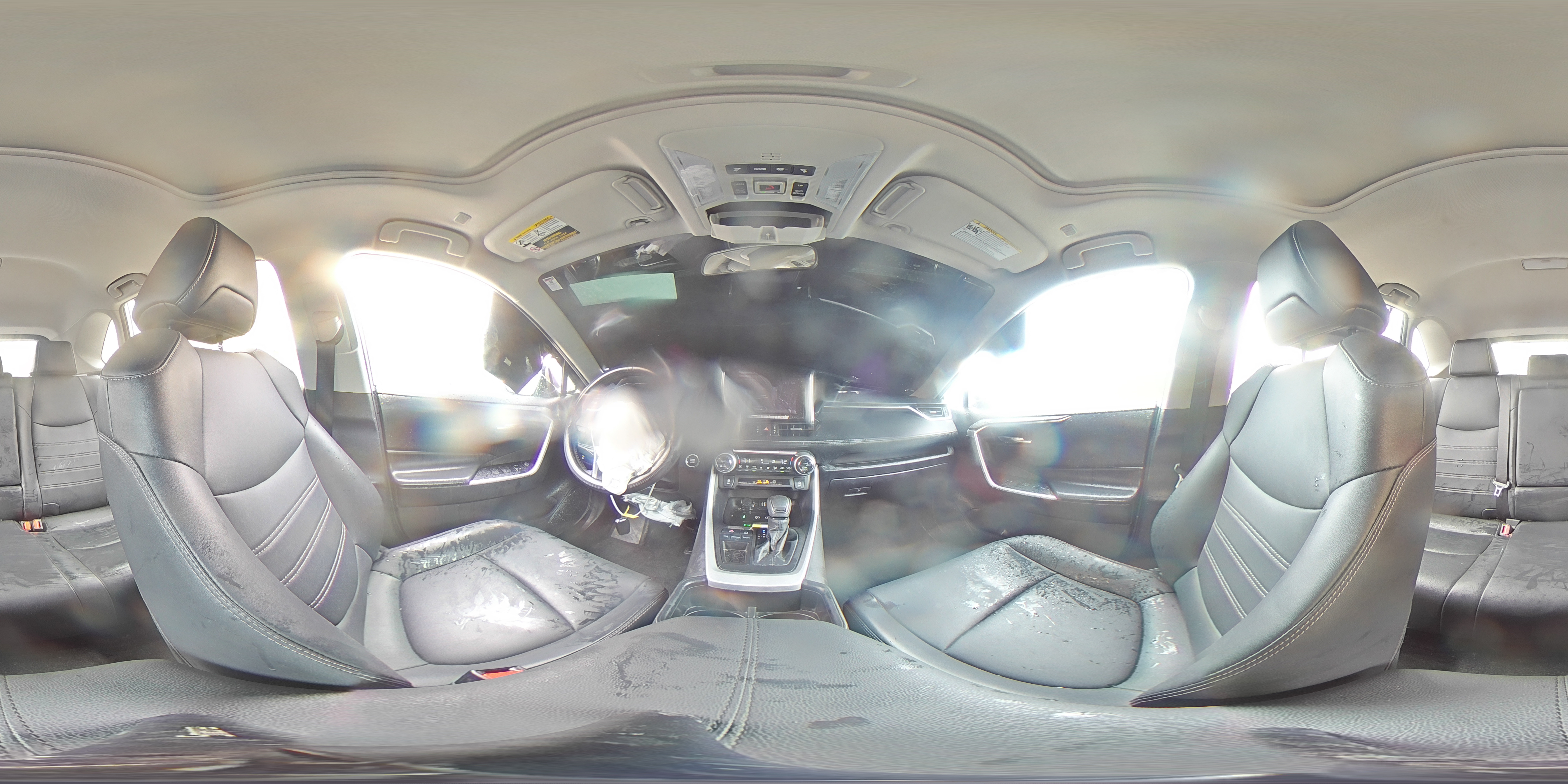 2024 Toyota RAV 4 - Image 13