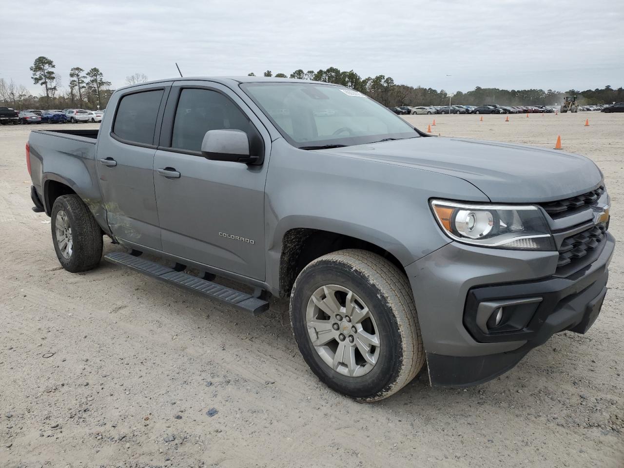 2022 Chevrolet Colorado - Image 4