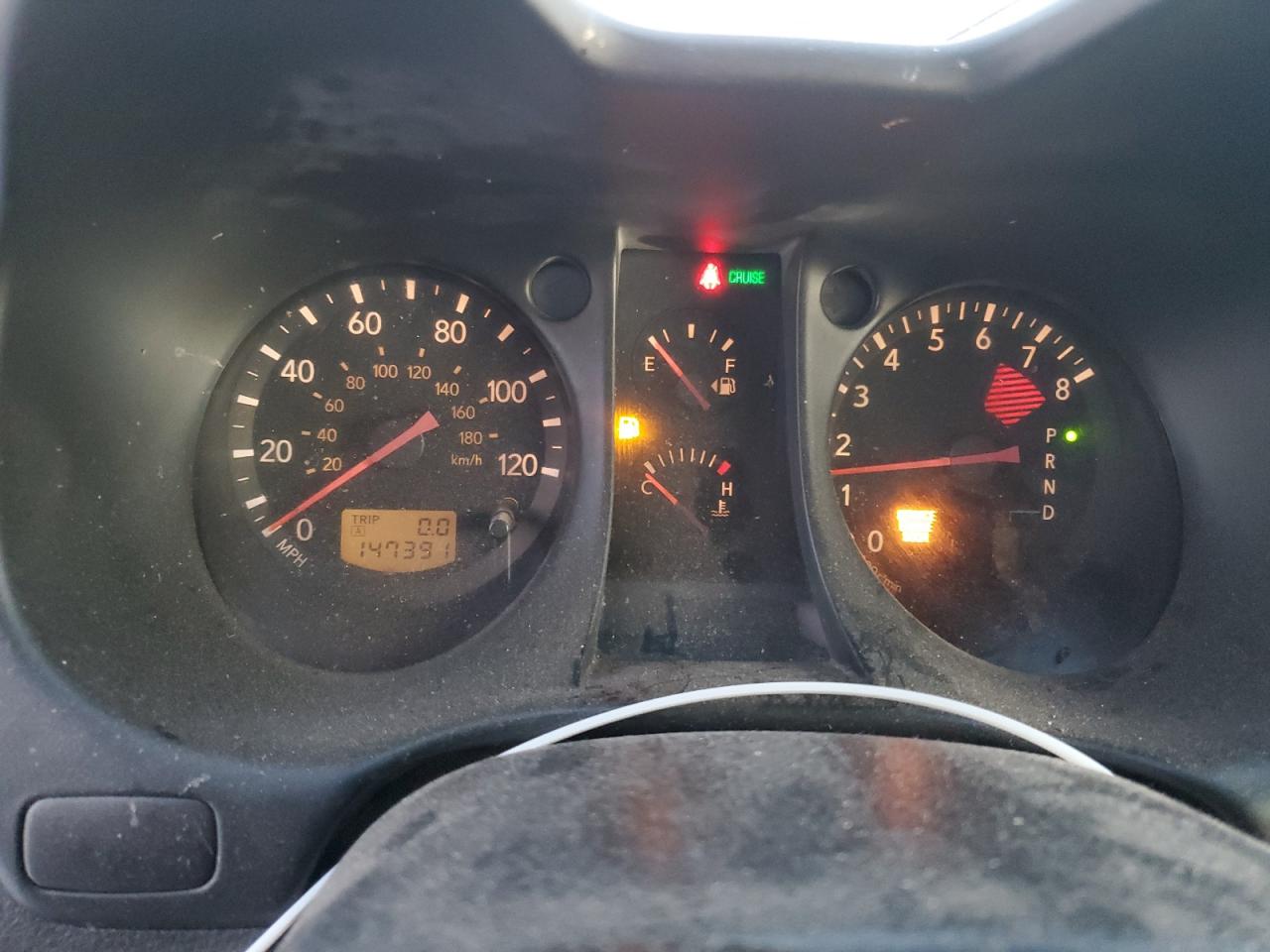 2004 Mitsubishi Outlander - Image 9