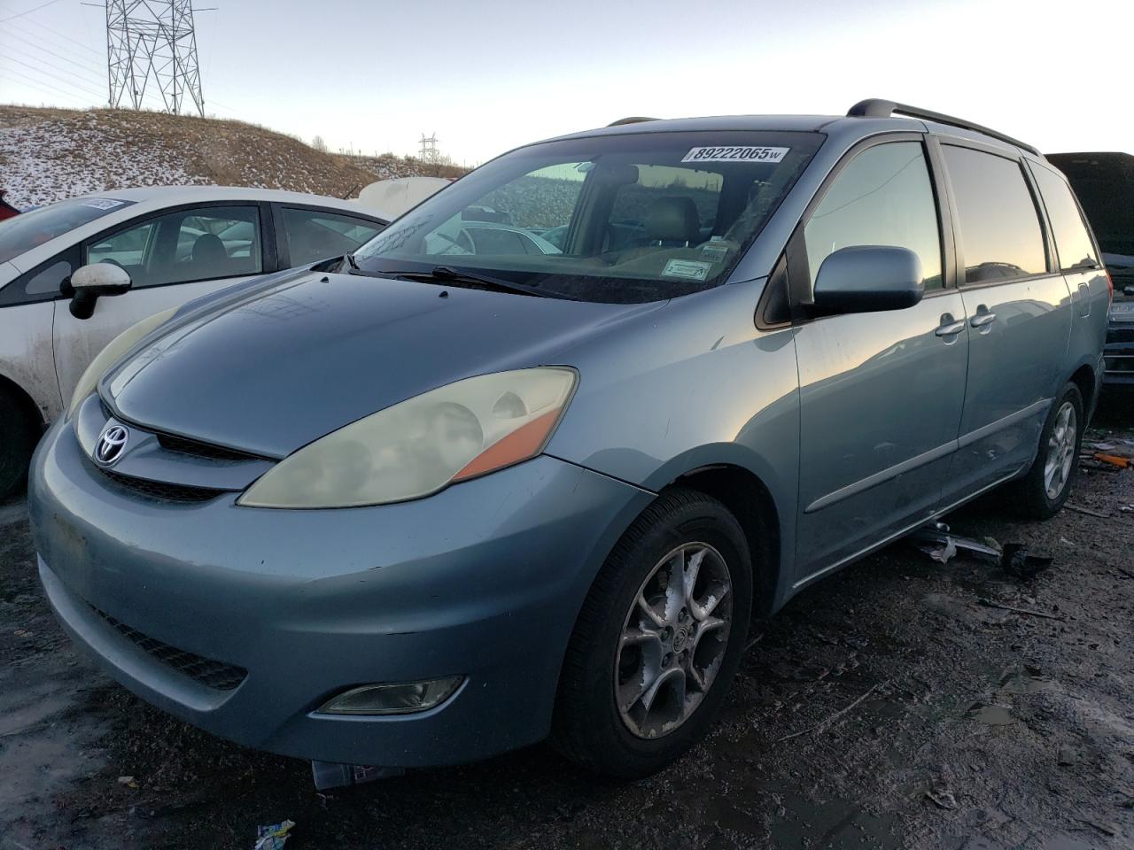 2006 Toyota Sienna - Image 1