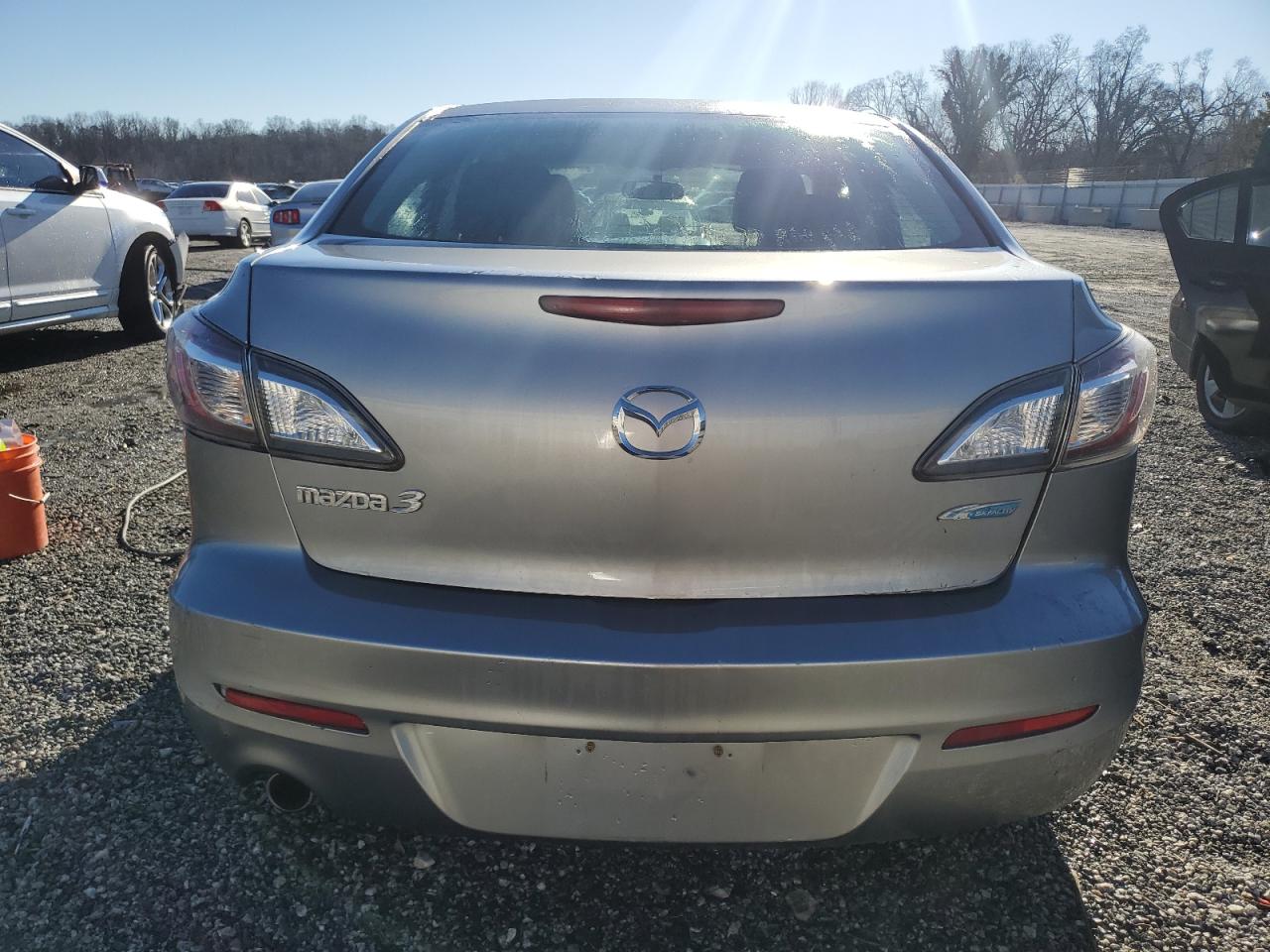 2012 Mazda 3 - Image 6