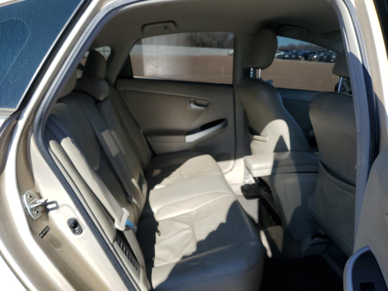 2011 Toyota Prius - Image 10