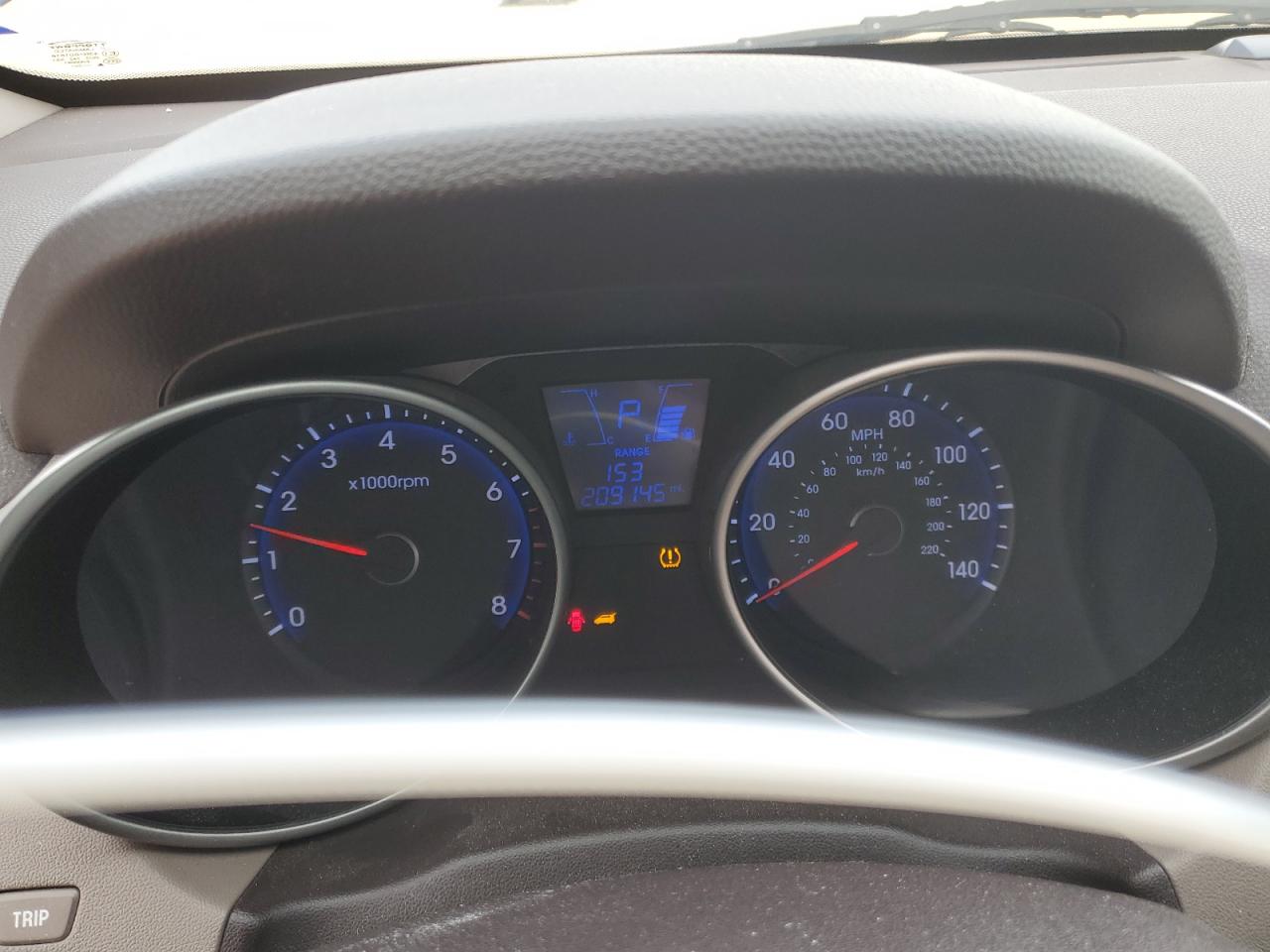 2010 Hyundai Tucson - Image 9