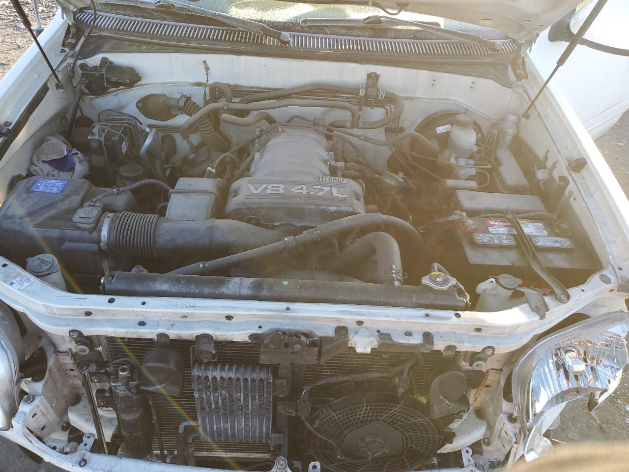 2004 Toyota Sequoia - Image 12