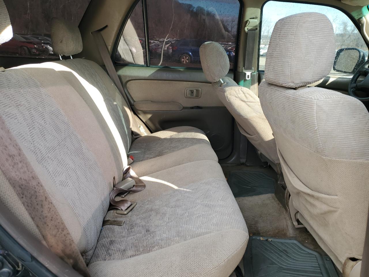 2000 Toyota 4Runner - Image 11