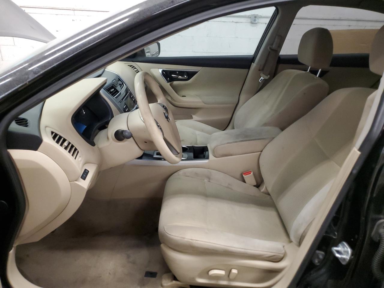 2014 Nissan Altima - Image 7
