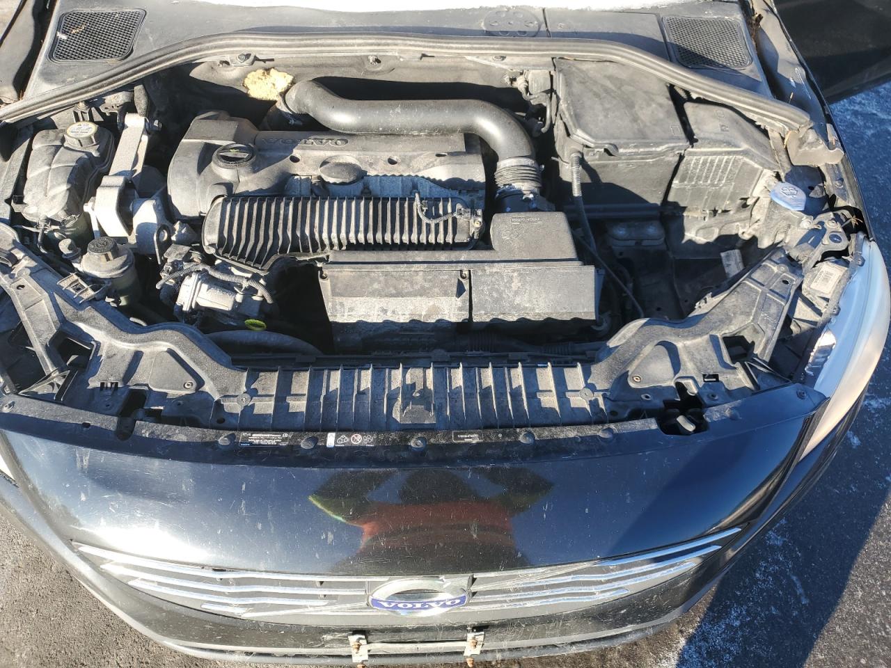 2015 Volvo V60 - Image 11