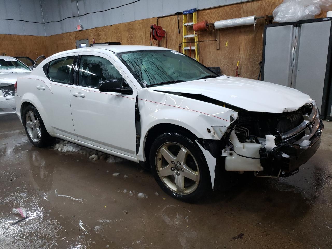 2013 Dodge Avenger - Image 4