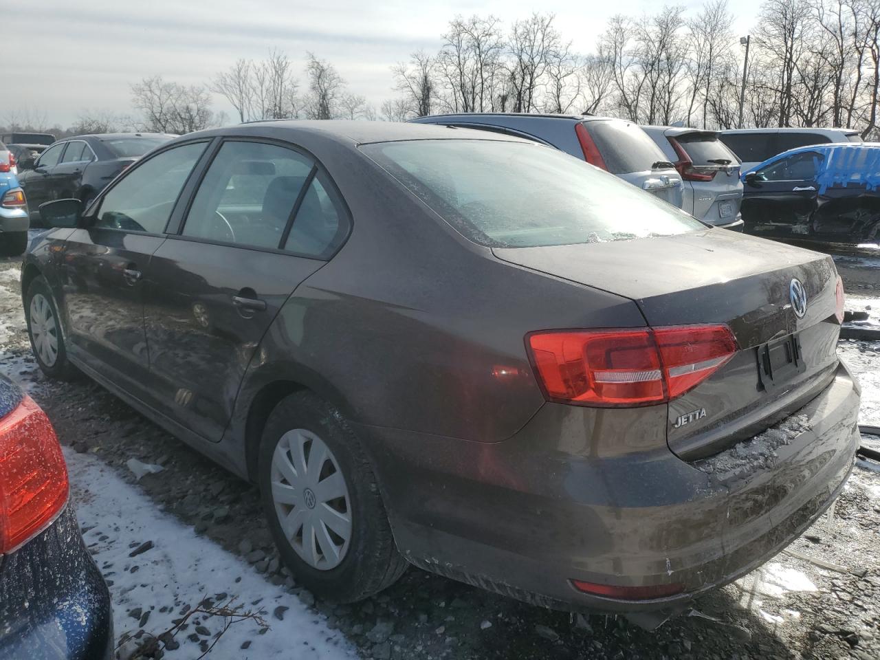 2015 Volkswagen Jetta - Image 2