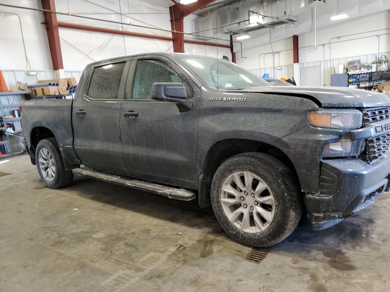 2022 Chevrolet Silverado - Image 4