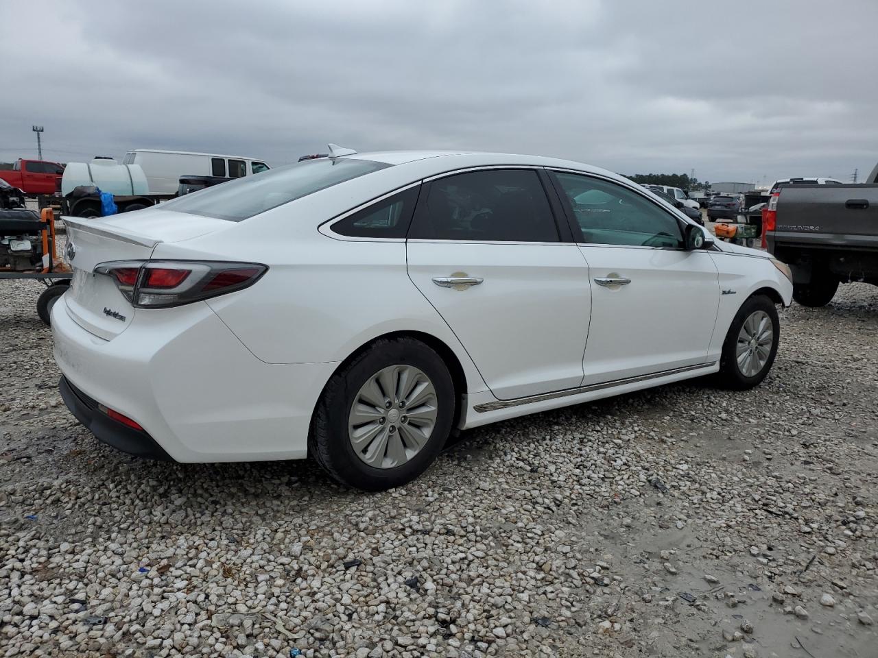 2016 Hyundai Sonata - Image 3