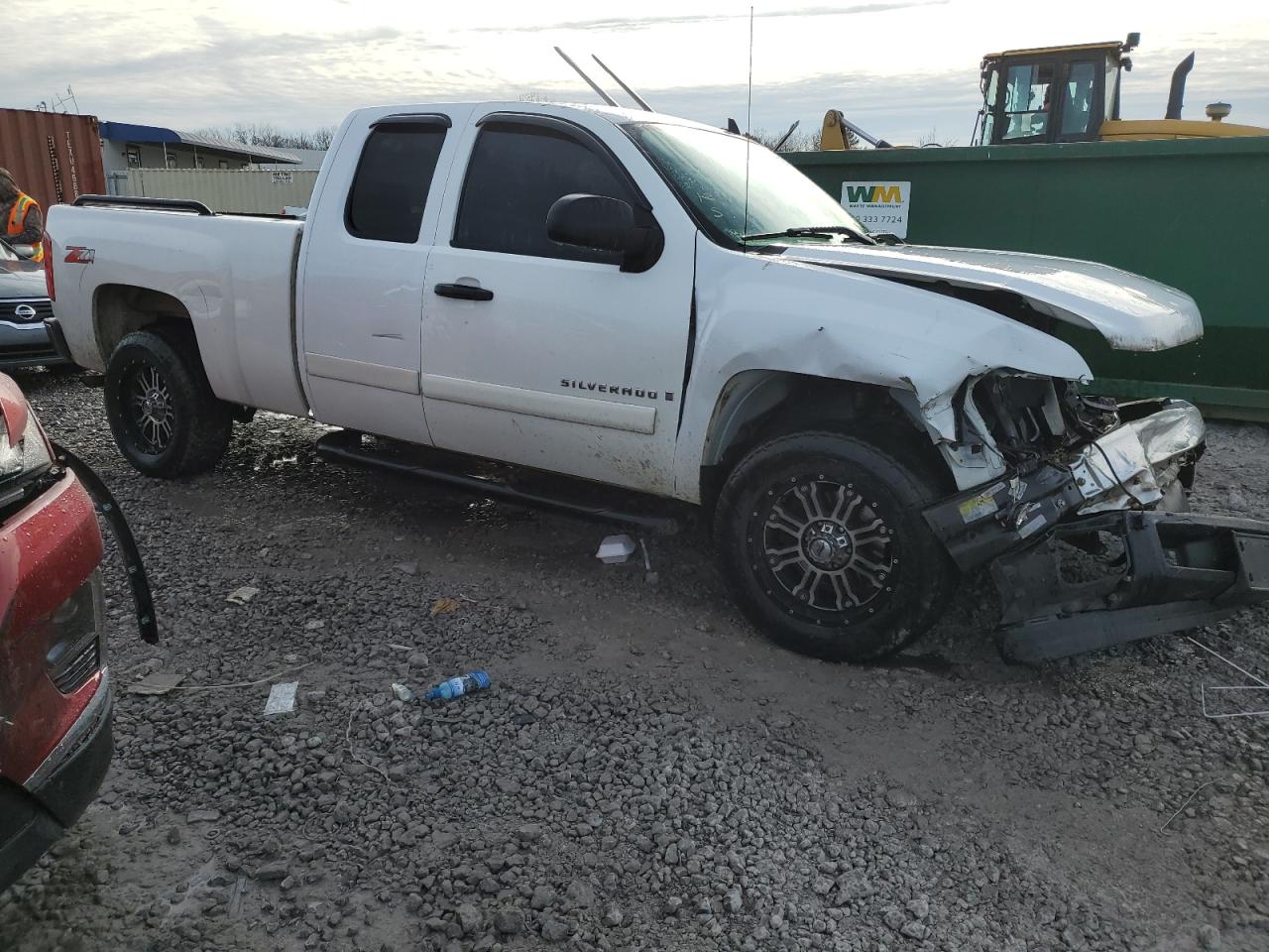 2007 Chevrolet Silverado - Image 4