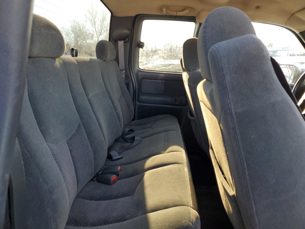 2003 Chevrolet Silverado K2500 Heavy Duty VIN: 1GCHK29U33E355914 Lot: 88973815