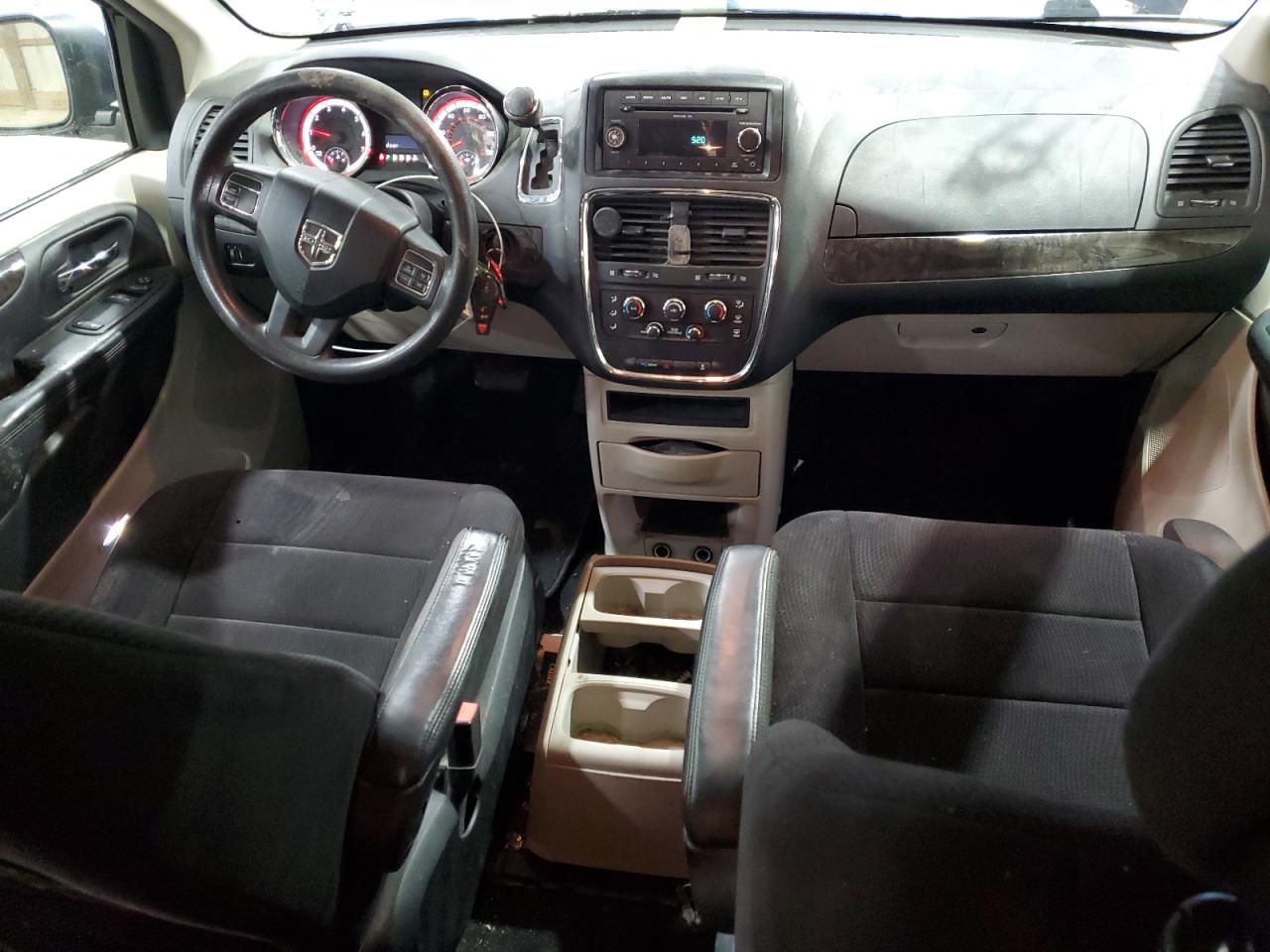 2011 Dodge Caravan - Image 8